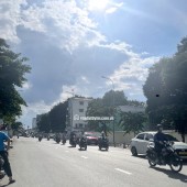 Bán nhà mặt tiền Quốc Lộ 13 Thủ Đức, 15 x 50, khu vực đang mở rộng